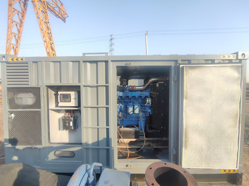 南阳柴油发电机组的机油多久更换一次比较合适?