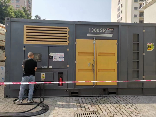 南阳500KW发电机组冬季应该配多大的启动电瓶?